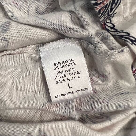 EMELIA Floral Long Bell Sleeve Blouse size Large - Picture 8 of 8